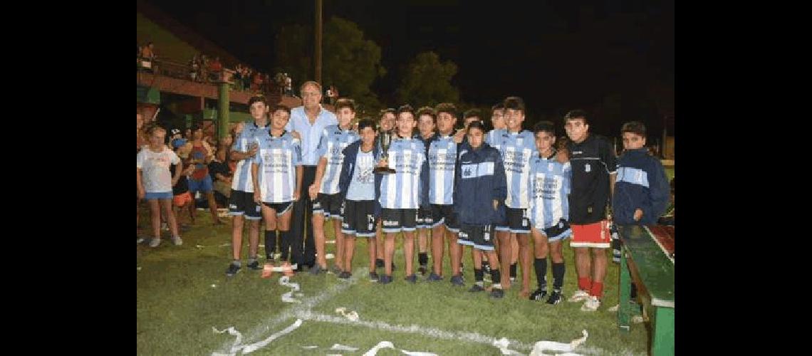 Ferro Carril Sud tuvo un buen torneo y fue subcampeÃ³n en Coronel SuÃrez 