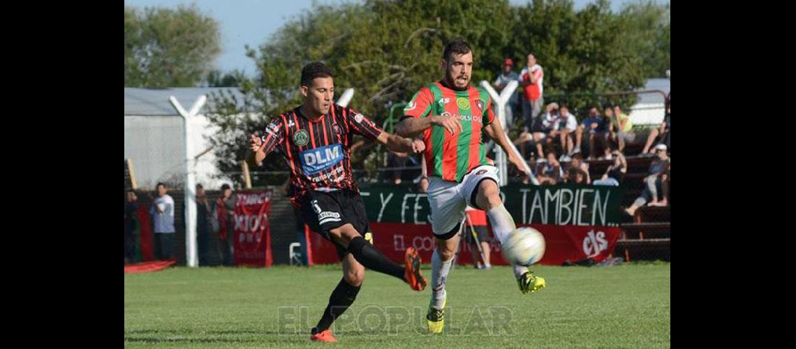 Octavio Bianchi delantero de MaipÃº ex Sarmiento de Ayacucho 