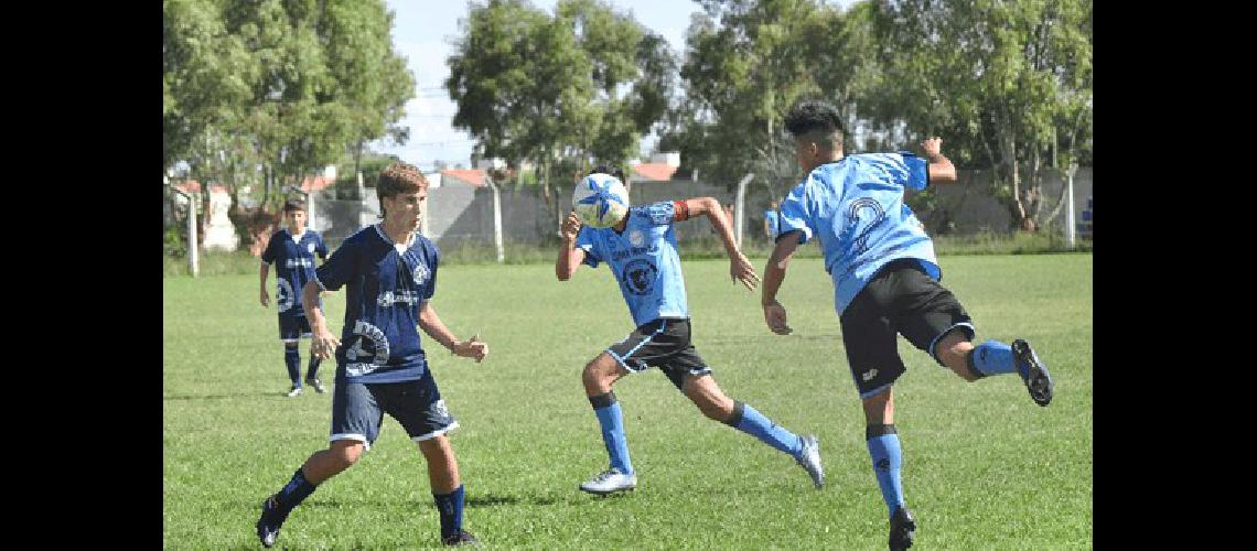 Racing le ganÃ³ a Loma Negra y es semifinalista 