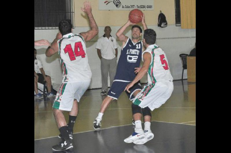 El base fortinero NicolÃs Lorenzo anotÃ³ anoche 37 puntos frente a Los Andes 