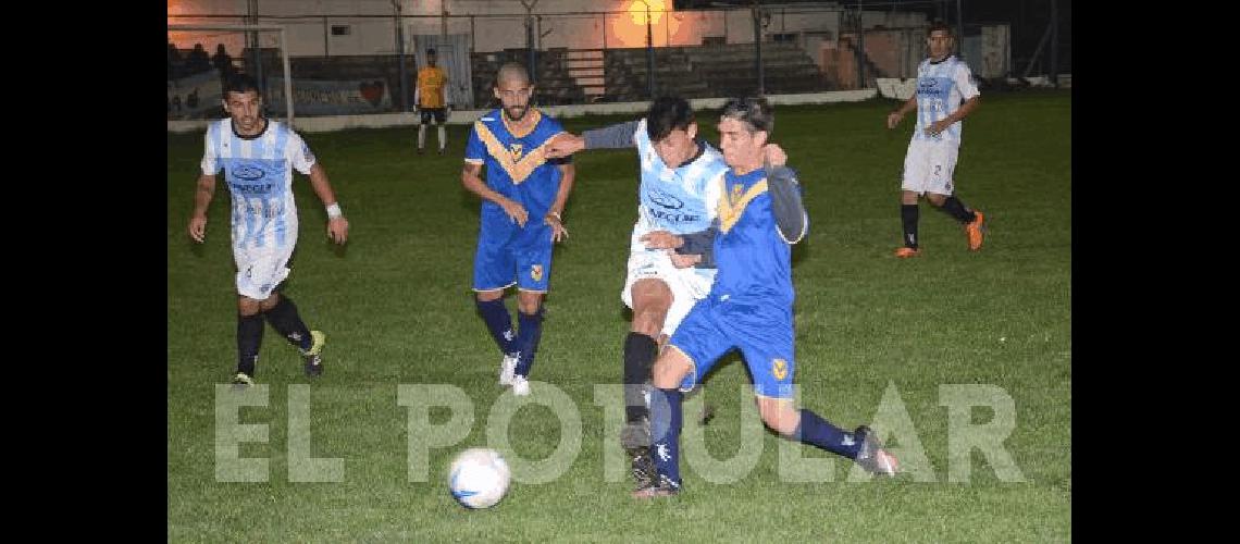 Ferro Carril Sud venciÃ³ a LujÃn y llegÃ³ a 9 puntos 