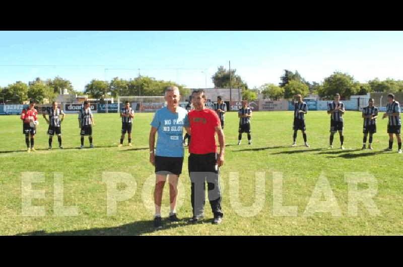 Dos grandes del fÃºtbol de Laprida y La Madrid abrieron el torneo 