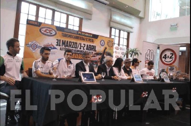 Pilotos dirigentes y auspiciantes se mostraron ayer en la sede de la ACTC para el lanzamiento de la carrera de TC y TC Pista en OlavarrÃ­a 