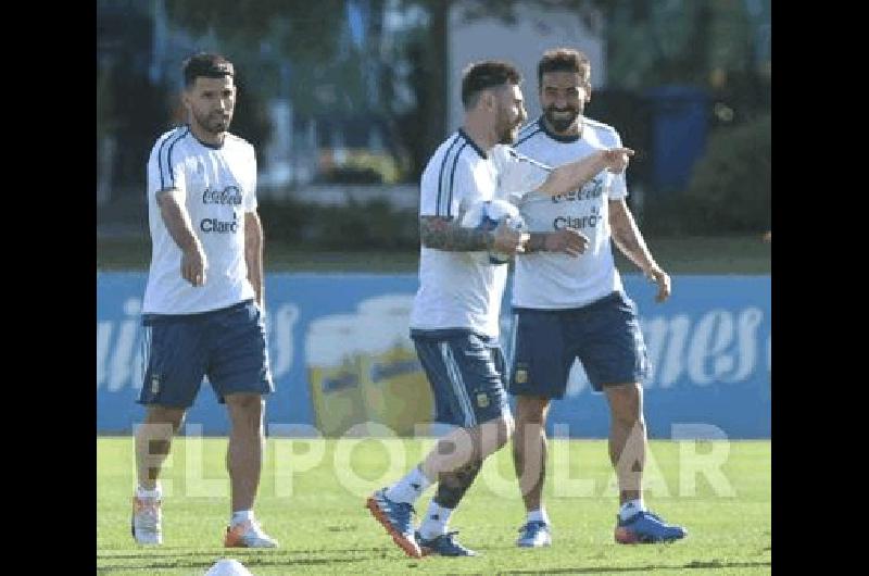 La Argentina jugarÃ hoy ante Chile el primero de los dos compromisos de esta doble jornada 