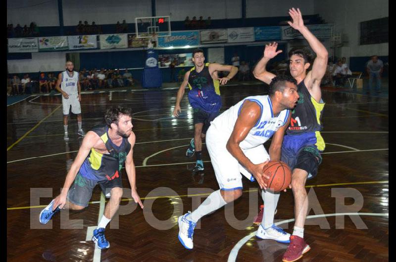 Racing arranca el <br>Final Four ante el local