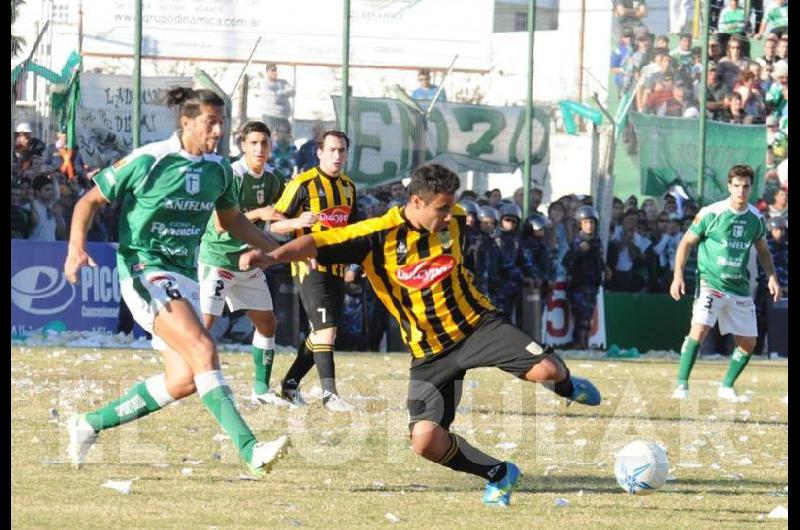 Maximiliano Timpanaro en aquellas finales jugadas por Santamarina contra Sportivo Belgrano de San Francisco 