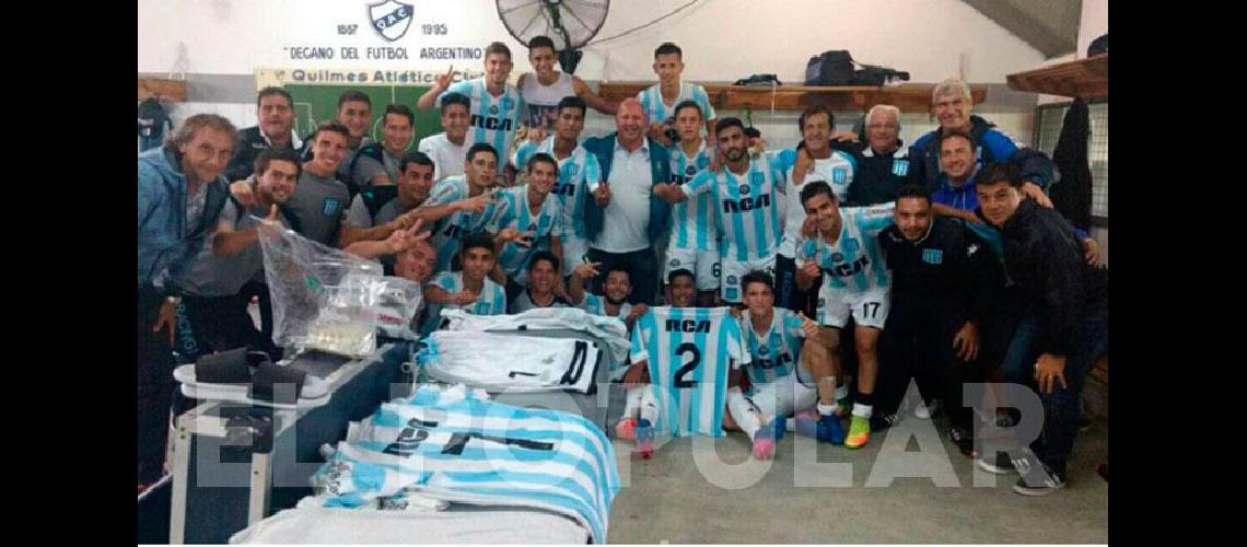 Debutoacute Areco y jugoacute Guille en la victoria de Racing