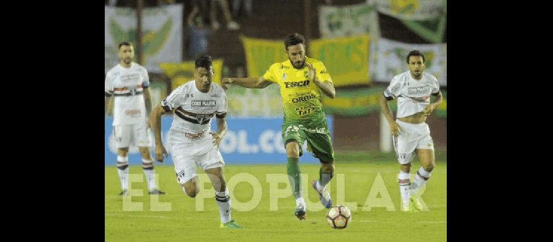 Defensa y Justicia no pudo con San Pablo en la cancha de LanÃºs 