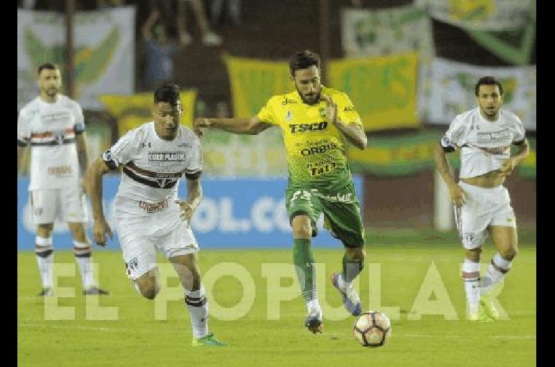 Defensa y Justicia no pudo con San Pablo en la cancha de LanÃºs 