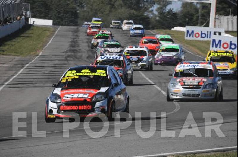 Daniel CrevatÃ­n ingresÃ³ en Alta Gracia en la Clase 2 del Turismo Pista y llegÃ³ entre los mejores diez de la final 