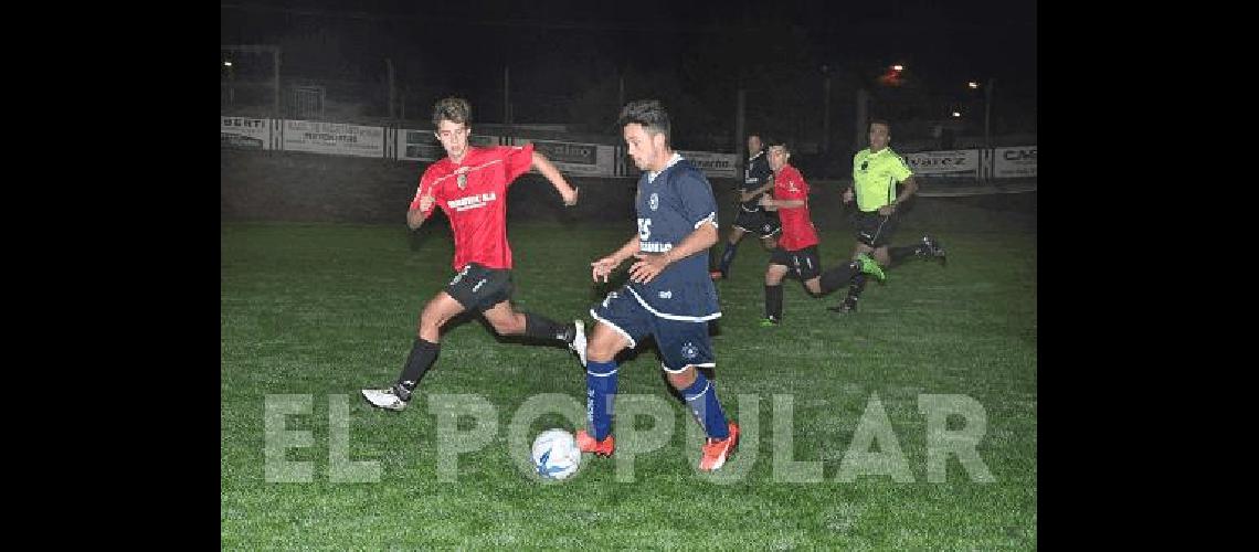 Estudiantes venciÃ³ nuevamente a Racing El Bata llegÃ³ a 13 puntos en el torneo 