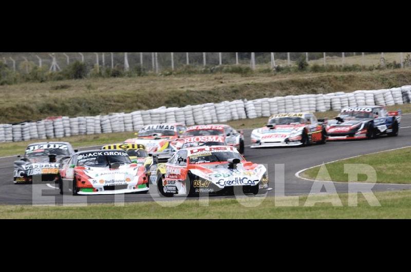 La serie ganada por NicolÃ�s Pezzucchi tuvo la presencia del Auto de Seguridad El de OlavarrÃ­a partirÃ� desde la primera fila la 4Âª final del TC Pista 