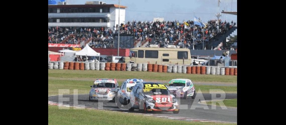 Daniel CrevatÃ­n tuvo su primera carrera en la Clase Dos en Buenos Aires 