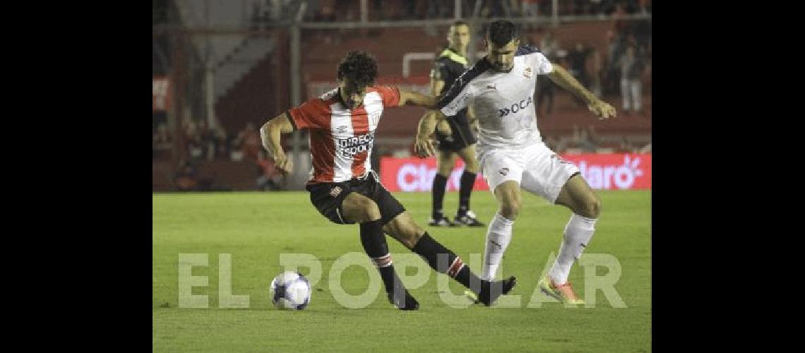 Independiente y Estudiantes chocaron anoche en el inicio de la fecha 