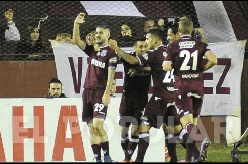 LanÃºs venciÃ³ a VÃ©lez en el Ãºltimo duelo del dÃ­a 