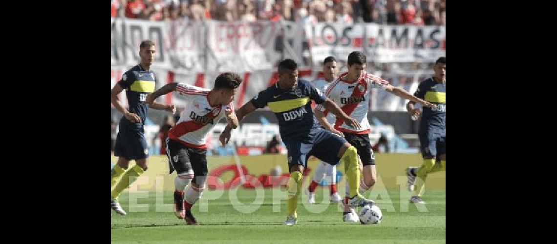 Boca y River jugarÃn el prÃ³ximo domingo en La Bombonera desde las 17 El Xeneize lo espera siendo el puntero del campeonato 