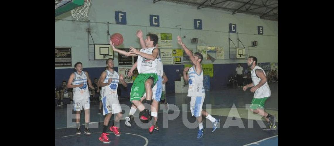 Pueblo Nuevo derrotÃ³ anoche a Ferro Carril Sud como visitante 