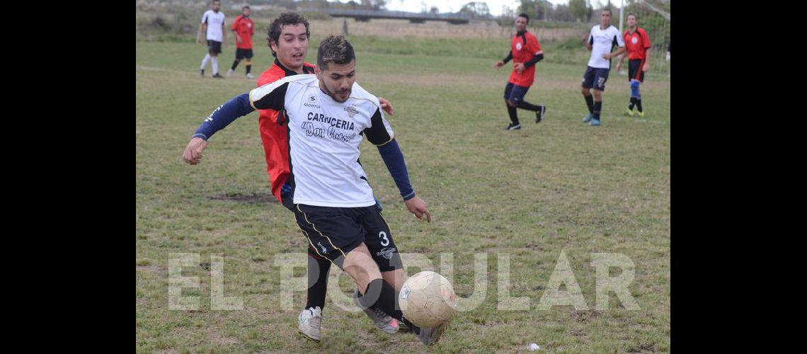 El fuacutetbol de todos los saacutebados