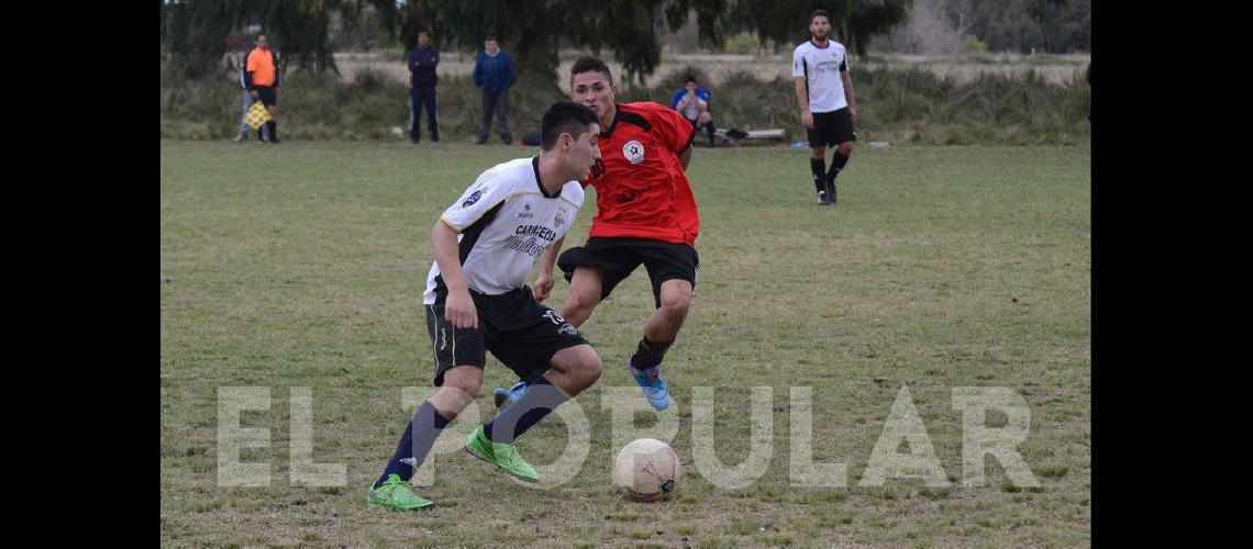 El fuacutetbol de todos los saacutebados