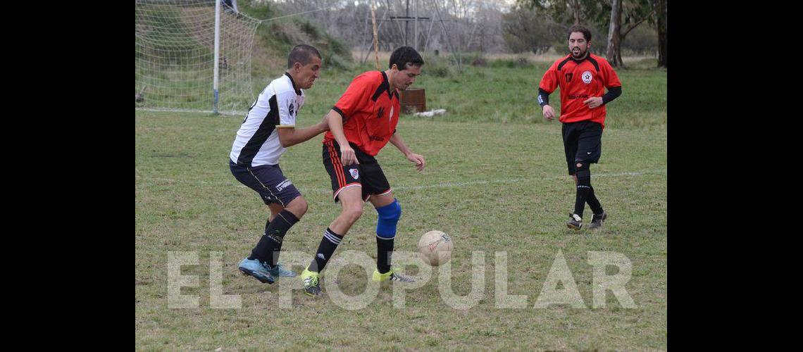 El fuacutetbol de todos los saacutebados