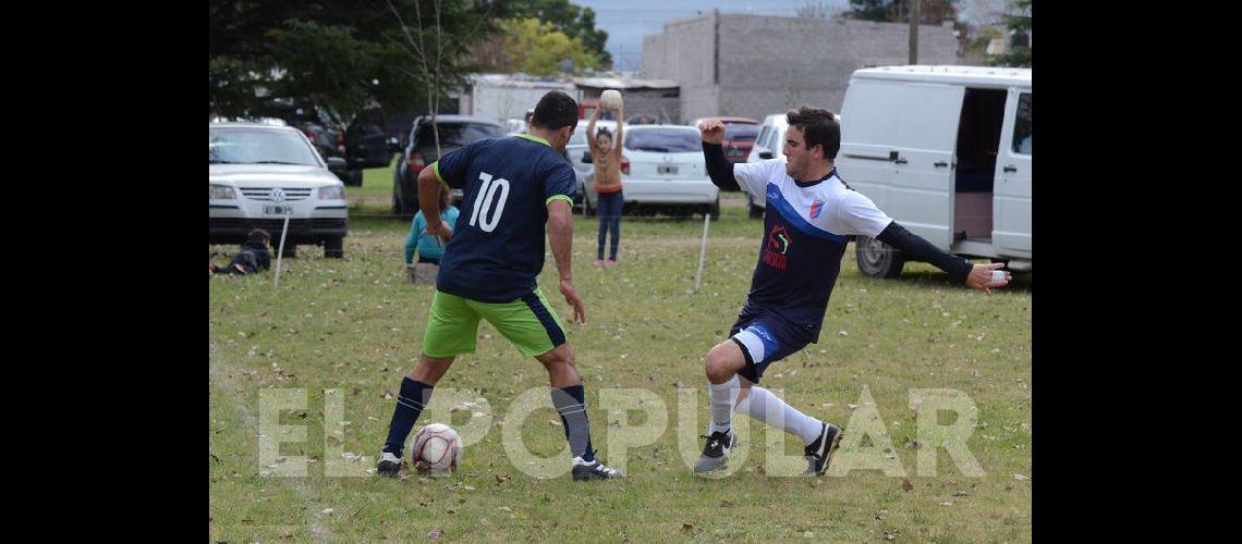 El fuacutetbol de todos los saacutebados