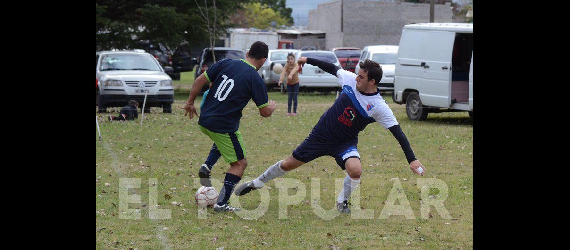 El fuacutetbol de todos los saacutebados