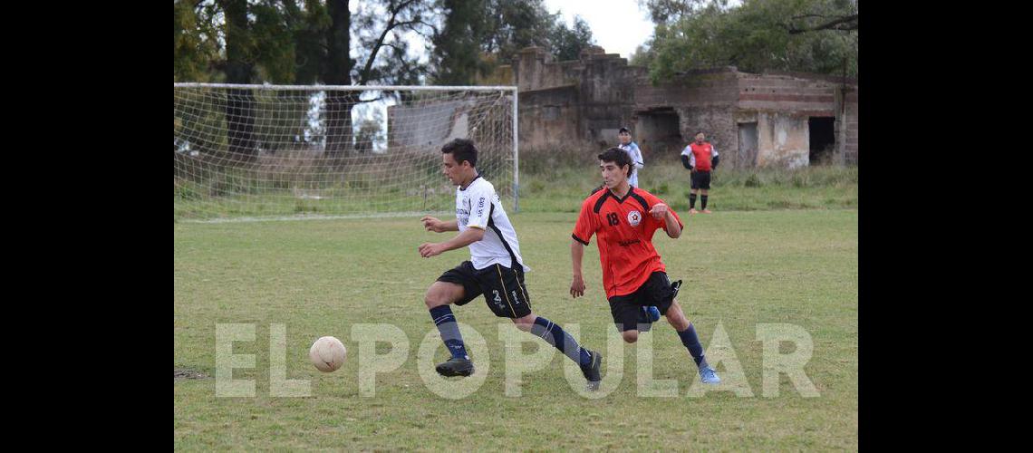 El fuacutetbol de todos los saacutebados