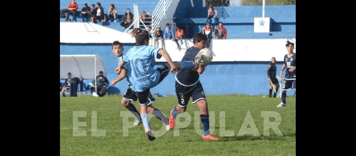 Racing A Club - Loma Negra fue uno de los duelos de la novena fecha 