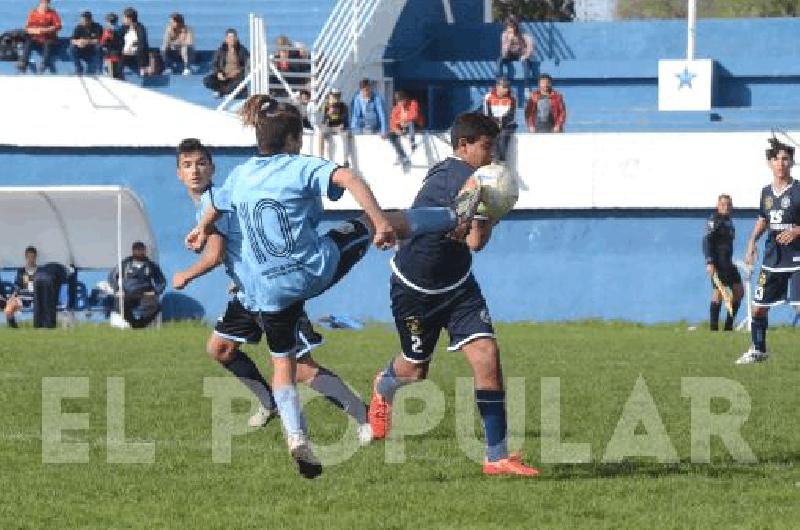 Racing A Club - Loma Negra fue uno de los duelos de la novena fecha 