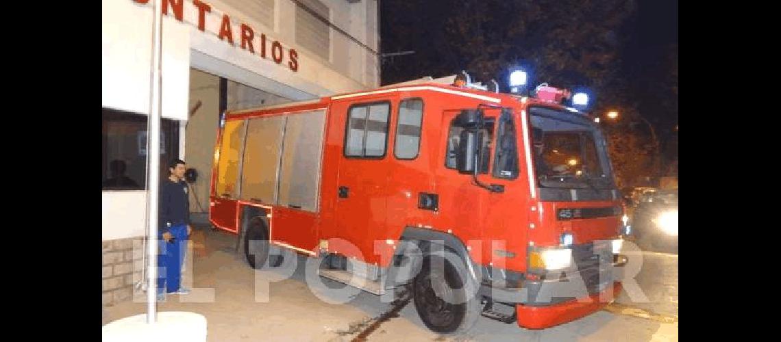 Los Bomberos presentaron una nueva autobomba 