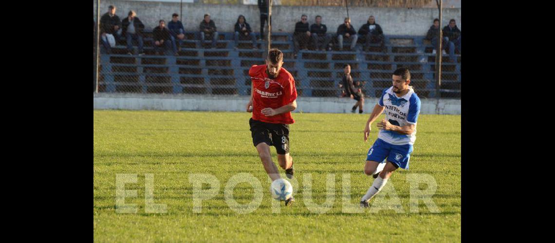 Estudiantes lo empatoacute en el final