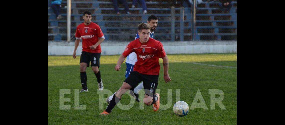 Estudiantes lo empatoacute en el final