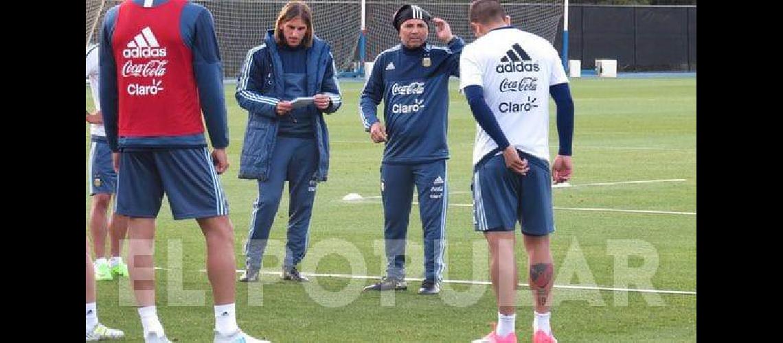 Sampaoli sigue sorprendiendo