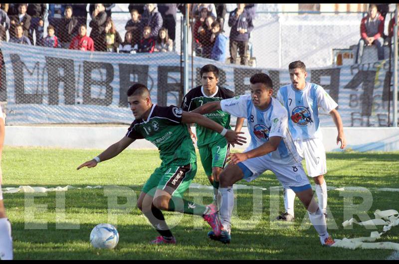 La primera fecha con claacutesico olavarriense Ferro y Racing