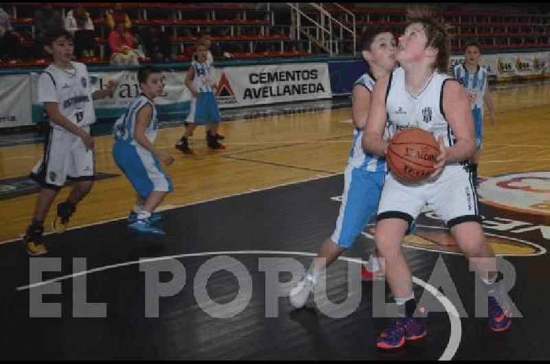 En Estudiantes se jugÃ³ la Copa de Plata de MinibÃsquetbol 