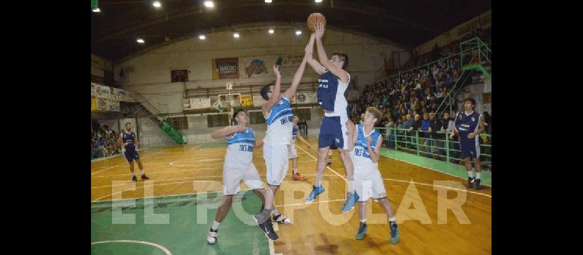 El selectivo de OlavarrÃ­a no tuvo un buen debut en el Zonal ante Tres Arroyos 