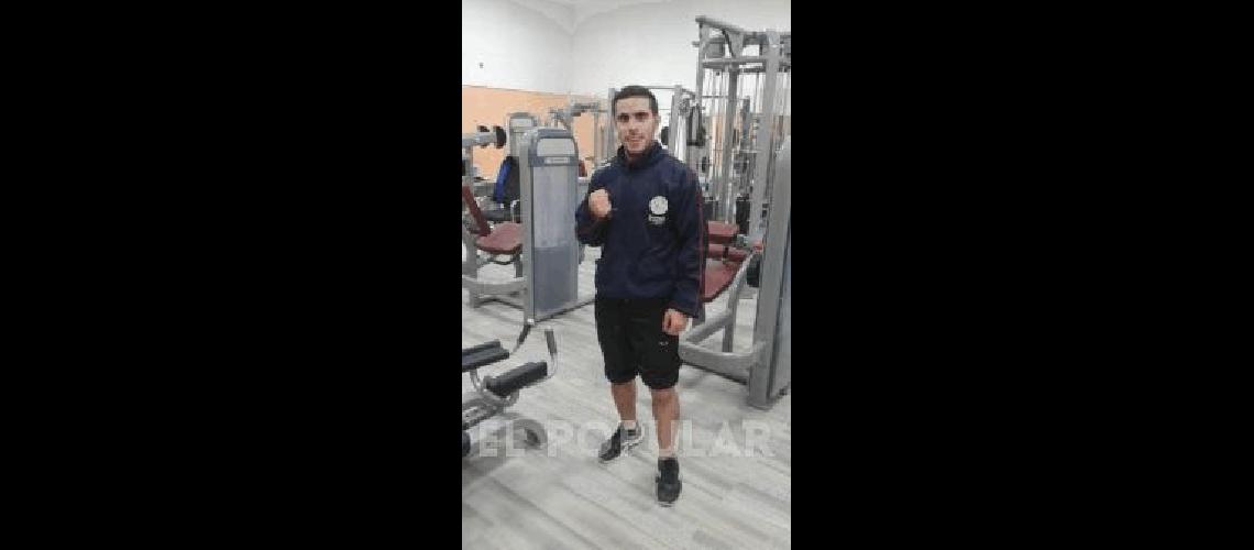 Kevin DÃ­az se prepara para ser boxeador profesional 