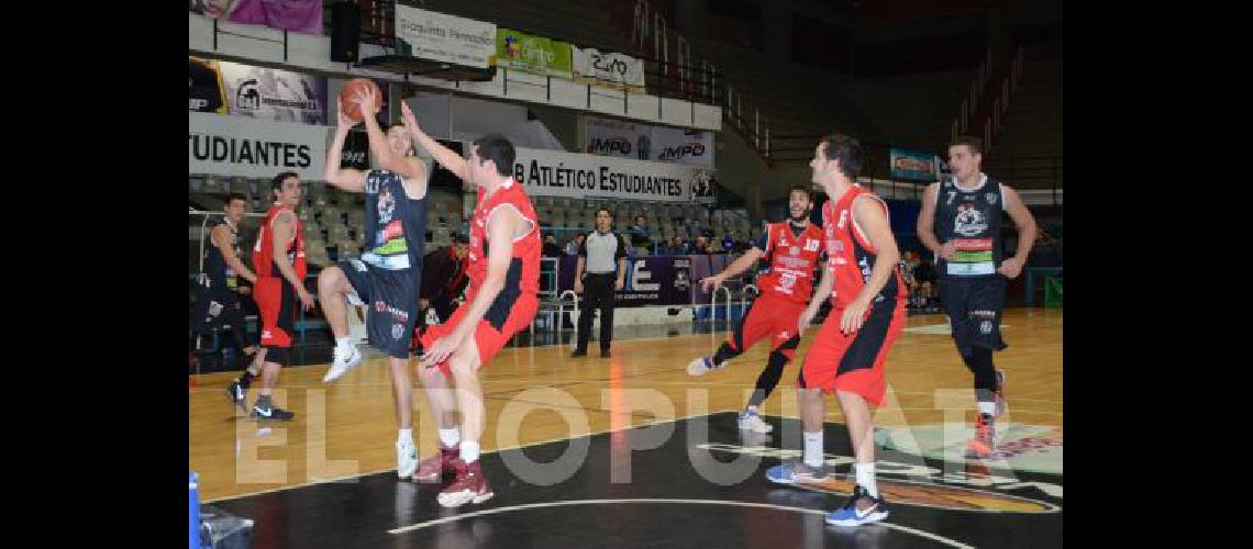 Estudiantes cayÃ³ el pasado viernes ante el Rojinegro en el Maxigimnasio 