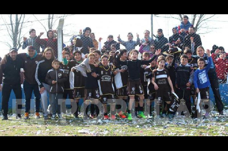 Racing Juventud y Platense fueron los campeones de las divisiones inferiores de fuacutetbol