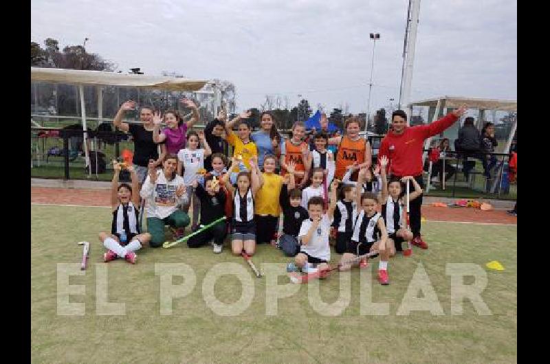 El hockey de Estudiantes tuvo una actividad diferente en las vacaciones 