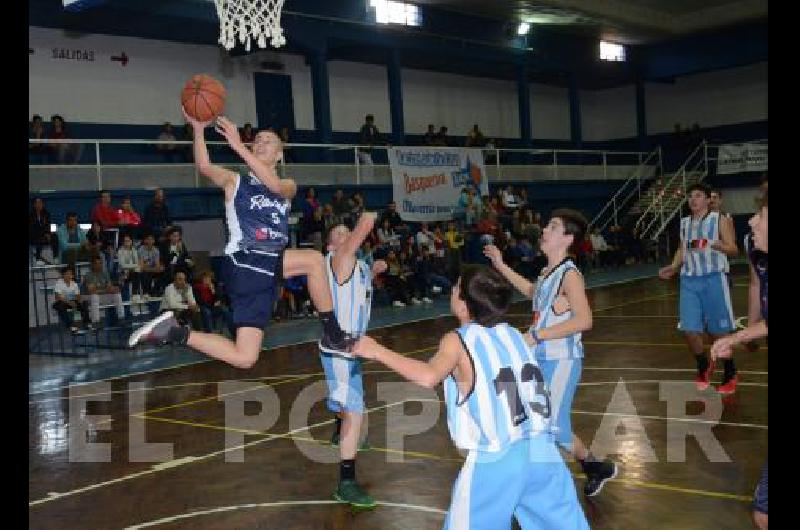 Racing A Club ganÃ³ la Copa de Oro Sub 15 como local 