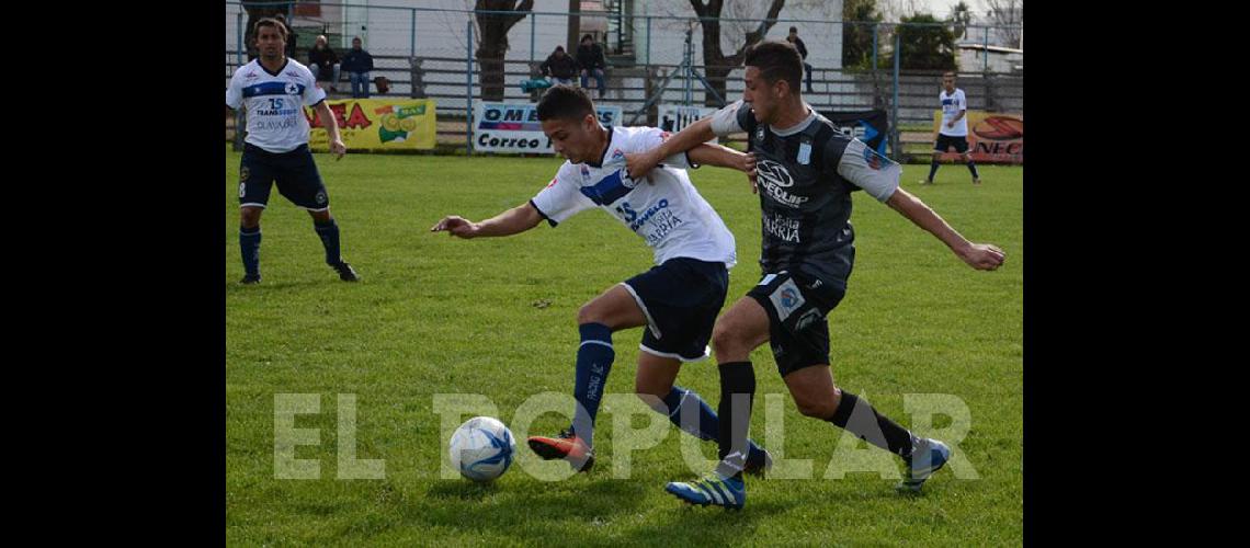 Ferro le ganoacute a Racing por la Liga local