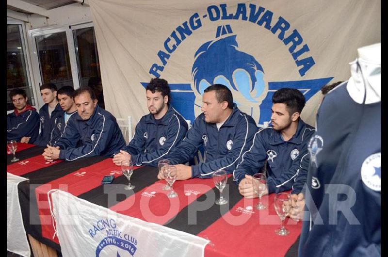 Racing presentoacute en sociedad al equipo del Provincial