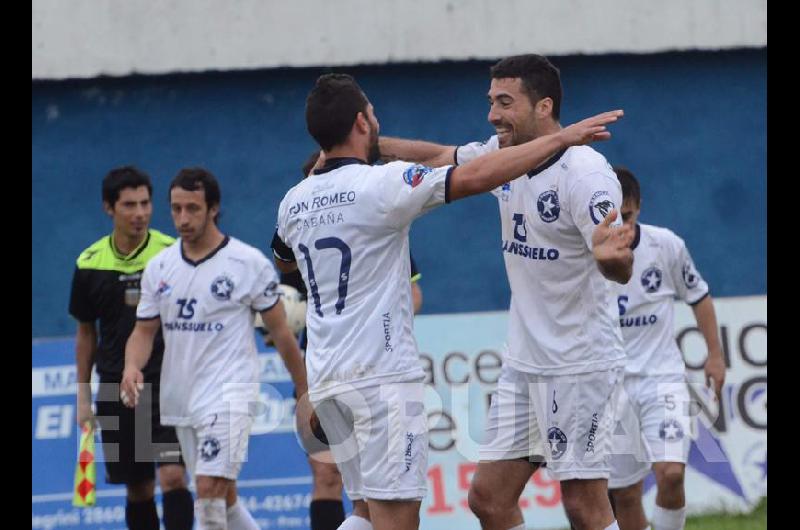 Racing quiere seguir sumando de a tres