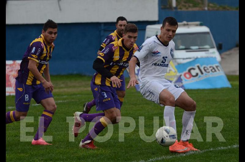 Racing buscaraacute ser uno de los liacutederes