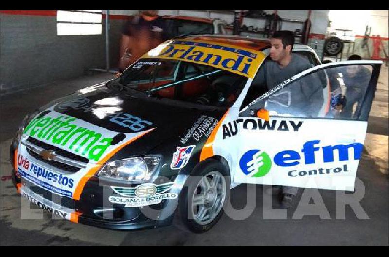 Ya estÃ� listo el Chevrolet del equipo JCB Motorsport que empezarÃ� a conducir hoy Herrera en Viedma 