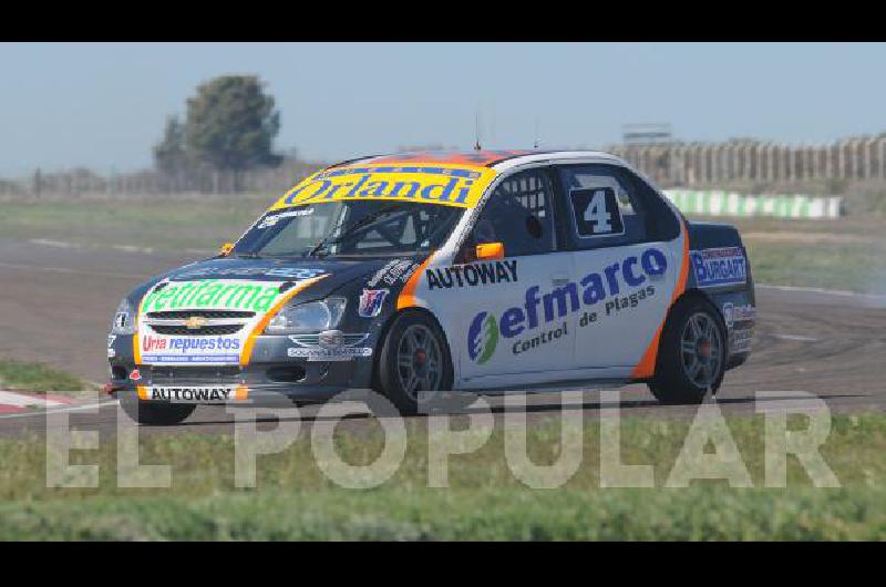 Herrera mejorÃ³ en cada salida en pista con el Chevrolet Corsa 