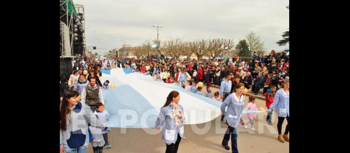 Las instituciones volverÃ�n a ser las protagonistas de la fiesta 