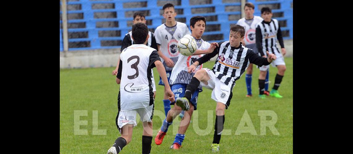 Los chicos tienen diacutea y horario