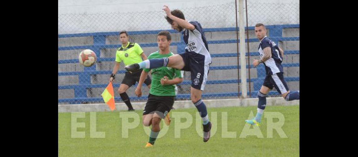 El FortÃ­n venciÃ³ 3-1 a AtlÃ©tico Hinojo y por ahora es lÃ­der en soledad 